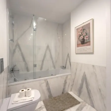 Benfica Prime Terrace Ii By Homing * Lisboa